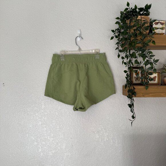 Lululemon Inner Glow Short 3" Terry Vista Green Size 4 Workout Athletic - Picture 3 of 4